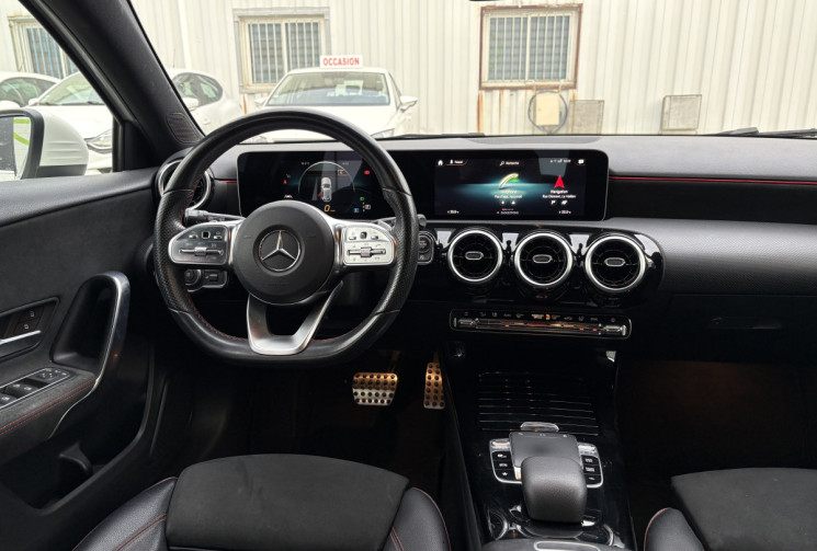 Mercedes Classe A 200 AMG Line 163 cv 7G-DCT * Origine FRANCE * Caméra * Attelage Electrique