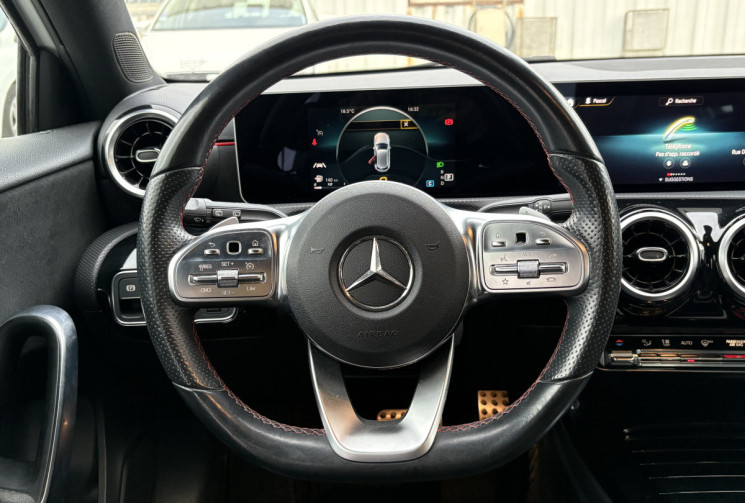 Mercedes Classe A 200 AMG Line 163 cv 7G-DCT * Origine FRANCE * Caméra * Attelage Electrique