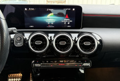 Mercedes Classe A 200 AMG Line 163 cv 7G-DCT * Origine FRANCE * Caméra * Attelage Electrique