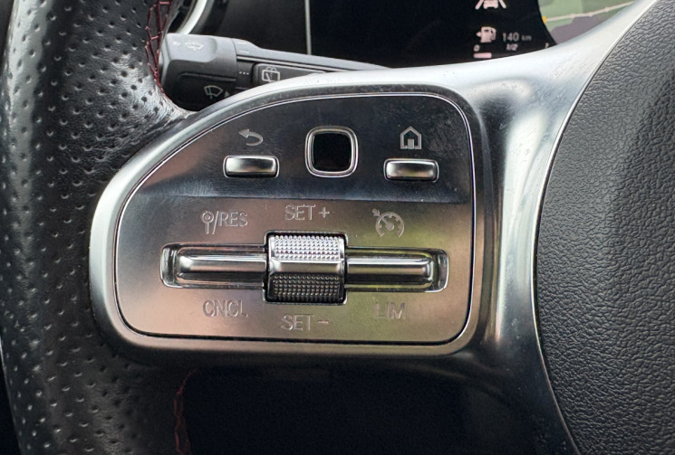 Mercedes Classe A 200 AMG Line 163 cv 7G-DCT * Origine FRANCE * Caméra * Attelage Electrique