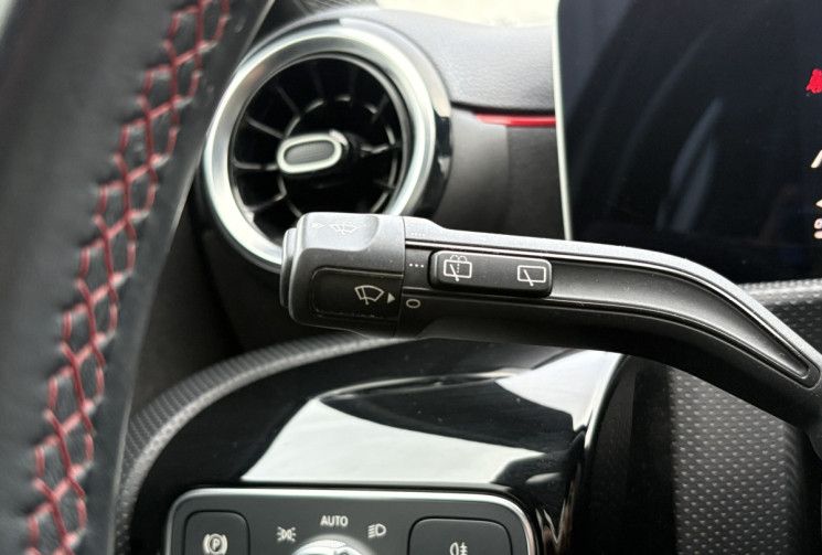 Mercedes Classe A 200 AMG Line 163 cv 7G-DCT * Origine FRANCE * Caméra * Attelage Electrique