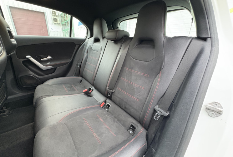 Mercedes Classe A 200 AMG Line 163 cv 7G-DCT * Origine FRANCE * Caméra * Attelage Electrique