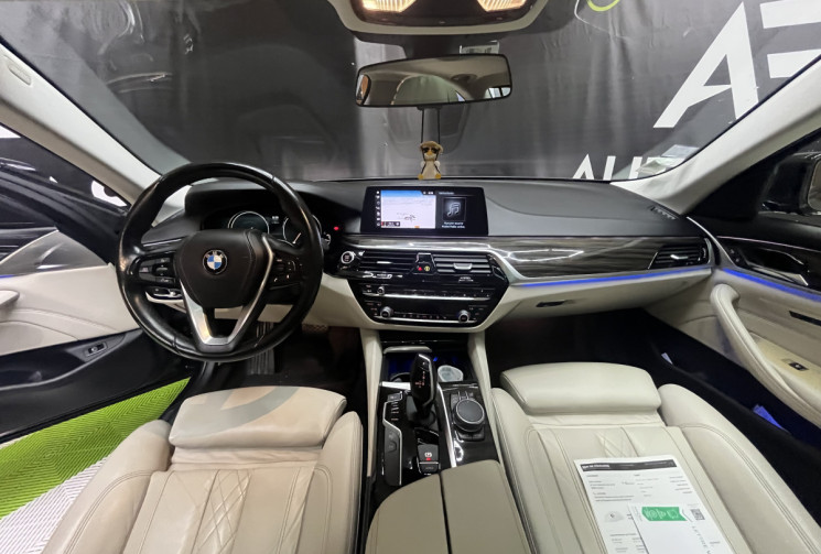 BMW Série 5 530 D 265 G30  BVA8 Luxury Line / siège chauffants / Garantie 6 Mois