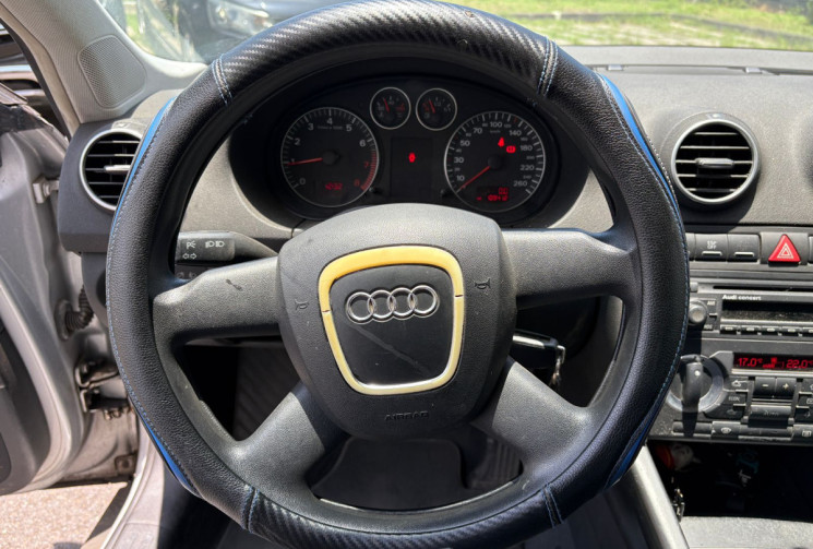 Audi A3 Sportback 1.6 i 102cv