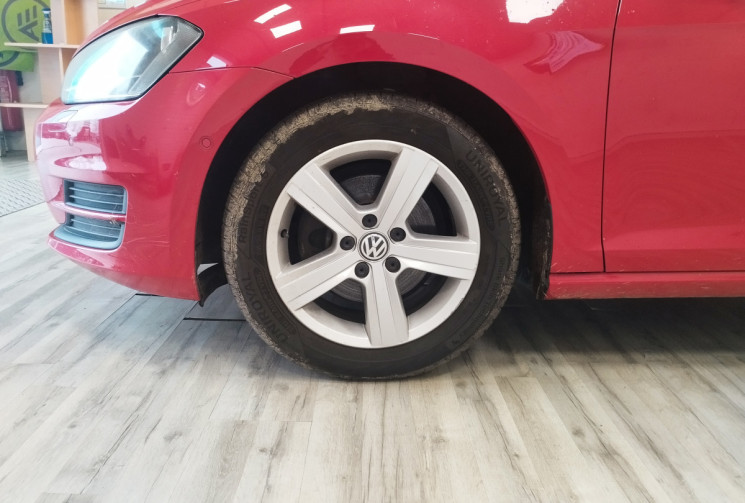 Volkswagen Golf 1.4 TSI 140ch ACT BlueMotion Technology Confortline éthanol 