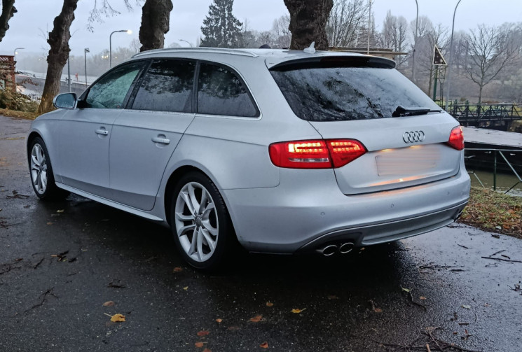 Audi S4 AVANT  AVANT B8 3.0 TFSI V6 333