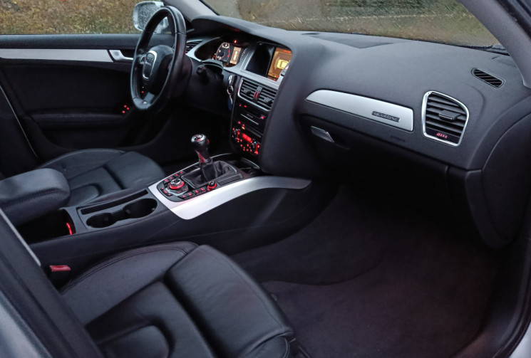 Audi S4 AVANT  AVANT B8 3.0 TFSI V6 333