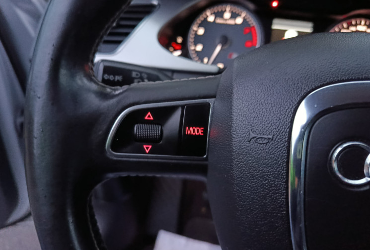 Audi S4 AVANT  AVANT B8 3.0 TFSI V6 333