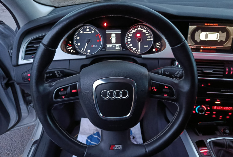 Audi S4 AVANT  AVANT B8 3.0 TFSI V6 333