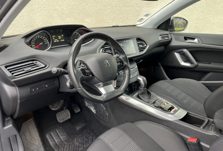 Peugeot 308 II T9 1.2 e-THP 130 ch Boîte auto EAT6 ALLURE