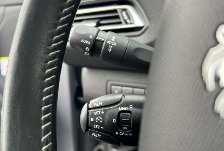 Peugeot 308 II T9 1.2 e-THP 130 ch Boîte auto EAT6 ALLURE