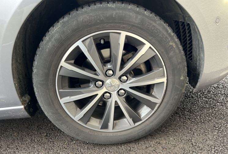 Peugeot 308 II T9 1.2 e-THP 130 ch Boîte auto EAT6 ALLURE