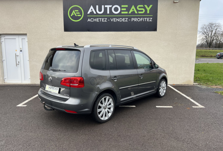Volkswagen Touran 2.0 TDI FAP 140 CH CARAT BVM6 / 7 PLACES / ATTELAGE