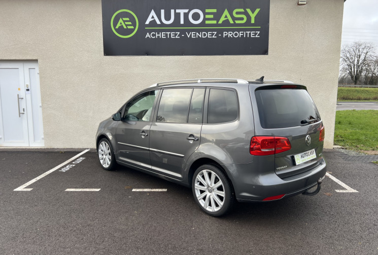 Volkswagen Touran 2.0 TDI FAP 140 CH CARAT BVM6 / 7 PLACES / ATTELAGE