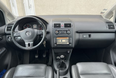 Volkswagen Touran 2.0 TDI FAP 140 CH CARAT BVM6 / 7 PLACES / ATTELAGE