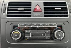 Volkswagen Touran 2.0 TDI FAP 140 CH CARAT BVM6 / 7 PLACES / ATTELAGE