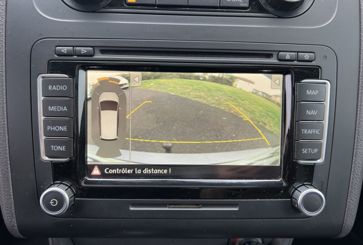 Volkswagen Touran 2.0 TDI FAP 140 CH CARAT BVM6 / 7 PLACES / ATTELAGE