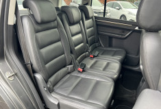 Volkswagen Touran 2.0 TDI FAP 140 CH CARAT BVM6 / 7 PLACES / ATTELAGE