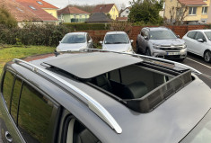 Volkswagen Touran 2.0 TDI FAP 140 CH CARAT BVM6 / 7 PLACES / ATTELAGE