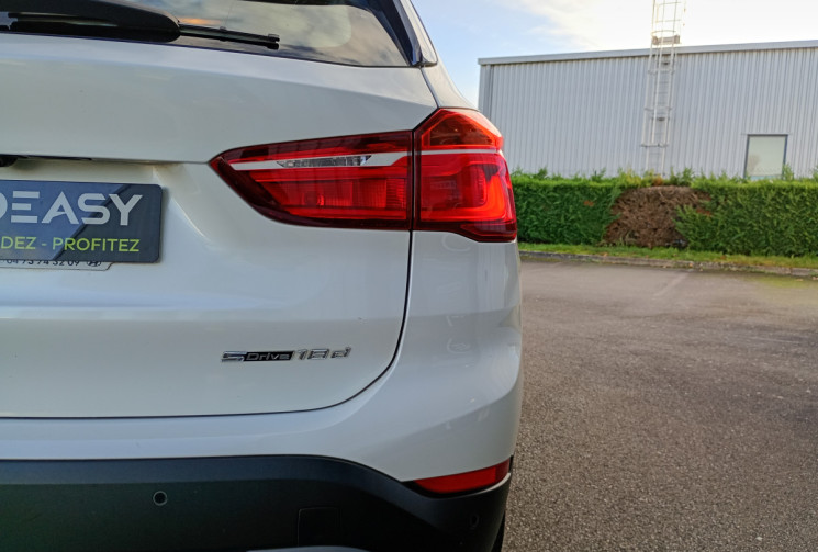 BMW X1  BMW X1 F48 Business Design 18d 150 ch BVA8 / Attelage