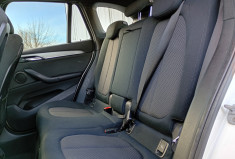 BMW X1  BMW X1 F48 Business Design 18d 150 ch BVA8 / Attelage
