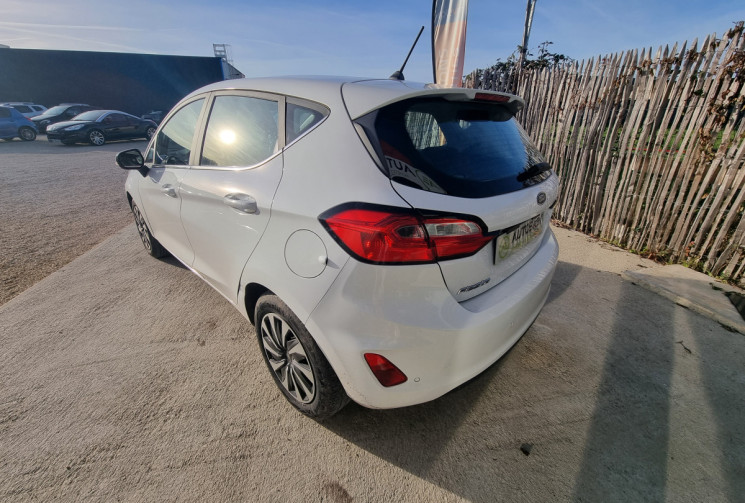 Ford Fiesta 1.0 FLEXIFUEL 95 TITANIUM BUSINESS - ENTRETIEN FORD