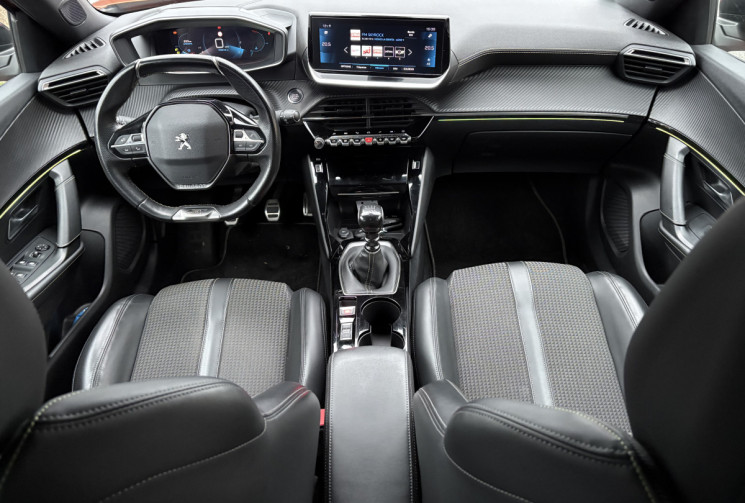 Peugeot 2008 1.2 THP Puretech 12V S&S 130 cv GT-LINE