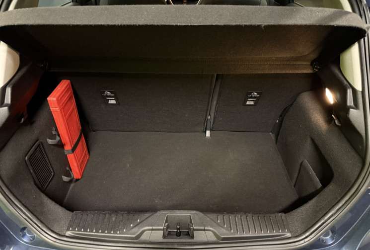 Ford Fiesta  VI 1.1 85 COOL & CONNECT 5P / 1er MAIN