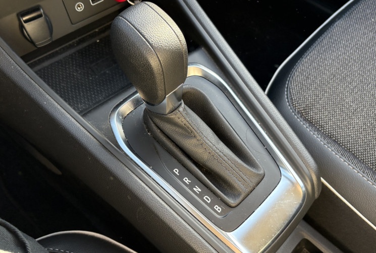 Renault Captur Techno 145cv Hybrid Boite Auto * Carplay * Caméra