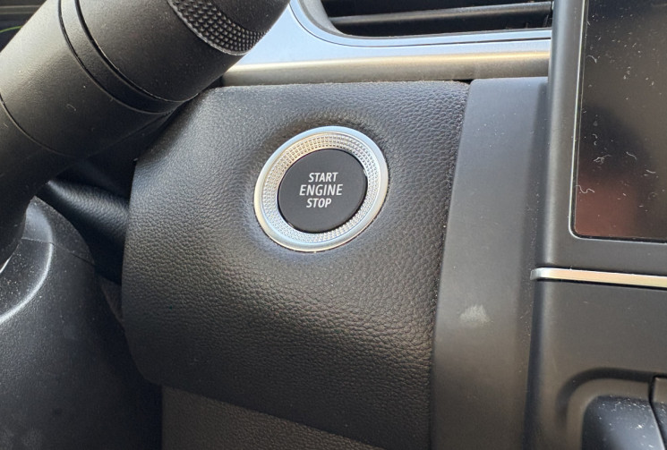 Renault Captur Techno 145cv Hybrid Boite Auto * Carplay * Caméra