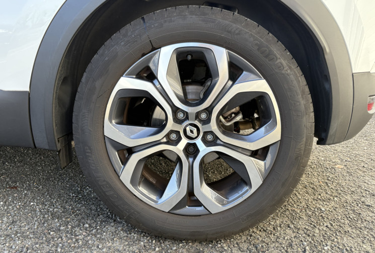 Renault Captur Techno 145cv Hybrid Boite Auto * Carplay * Caméra