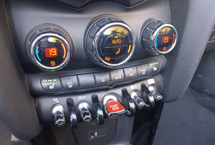 Mini Cooper Cabriolet 1.5 L 136 CH BVA - RADARS AV / AR - REGULATEUR - BLUETOOTH - SIEGES CHAUFFANTS