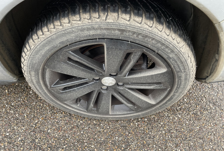 Peugeot 3008  2.0 HDi 160 ch Feline EAT6/CUIR /GPS/ SIEGE CHAUFFANT/TOIT PANO/DISTRI OK