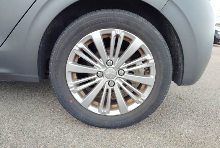 Peugeot 208 1.2 PureTech 110ch Allure S&S 5p