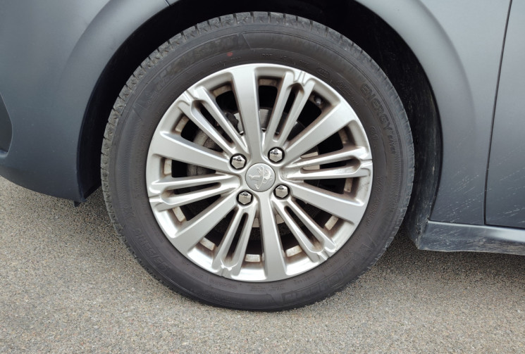 Peugeot 208 1.2 PureTech 110ch Allure S&S 5p