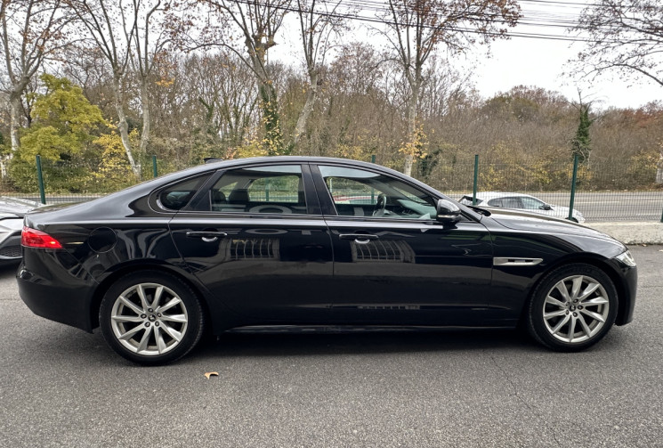 Jaguar XF R-Sport 2.0D 163 ch E-Performance * Full historique entretien * Ct ok * Garantie 6 mois
