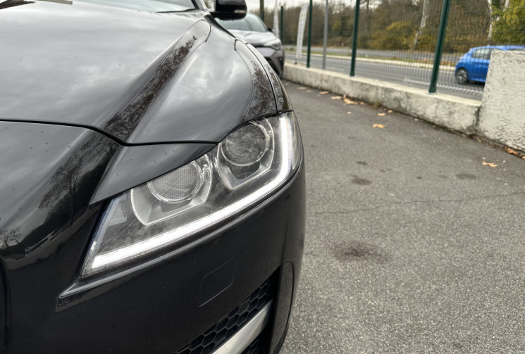 Jaguar XF R-Sport 2.0D 163 ch E-Performance * Full historique entretien * Ct ok * Garantie 6 mois