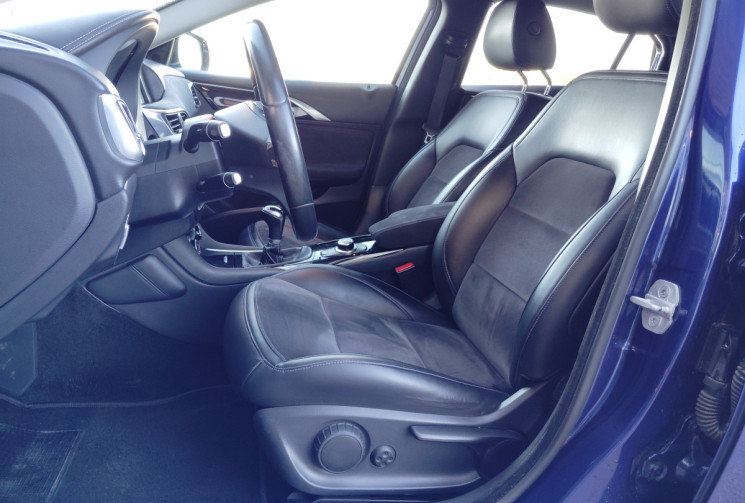  INFINITI Q30 1.5d 109ch Premium