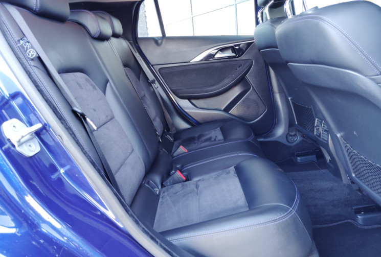 Infinity Q30 1.5d 109ch Premium