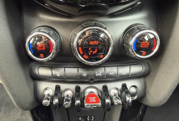 Mini Mini 5 Portes Cooper S JOHN COOPER WORKS 2.0 i 192 cv BOITE AUTO