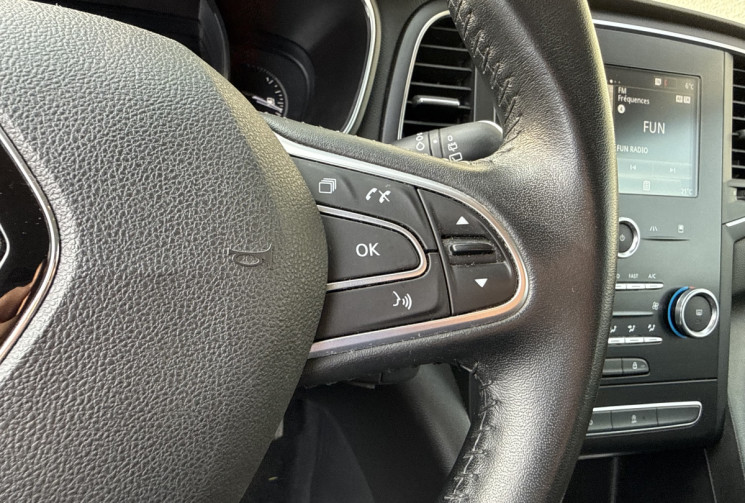 Renault Megane IV Hatchback 1.3 TCe 115 CH BUSINESS