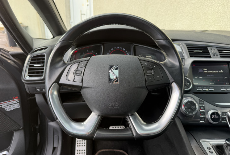 DS DS5 2.0 Blue HDi EAT6 S&S 180 cv Boîte auto SPORT CHIC