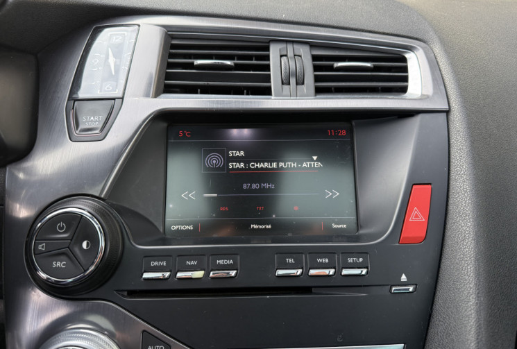 DS DS5 2.0 Blue HDi EAT6 S&S 180 cv Boîte auto SPORT CHIC