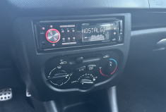 Peugeot 206 + 1.4 i 75 CH