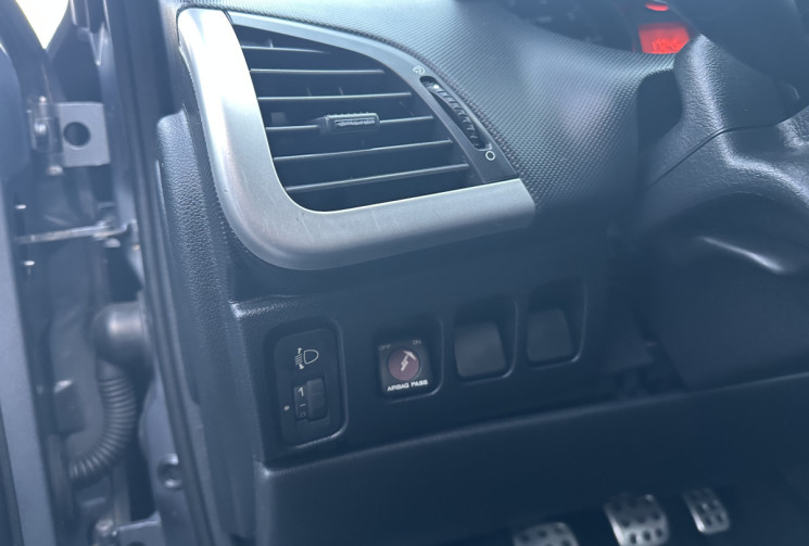 Peugeot 206 + 1.4 i 75 CH