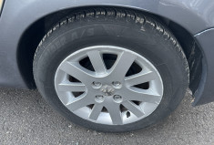 Peugeot 206 + 1.4 i 75 CH