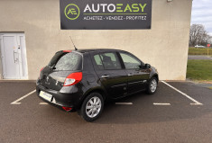 Renault Clio III 5 Portes Phase 2 1.5 dCi Quickshift 86 cv Boîte auto
