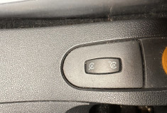 Renault Clio III 5 Portes Phase 2 1.5 dCi Quickshift 86 cv Boîte auto