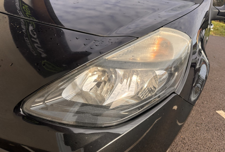 Renault Clio III 5 Portes Phase 2 1.5 dCi Quickshift 86 cv Boîte auto