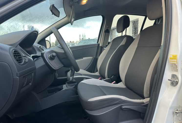 Renault Clio 3 1.2 75CV ZEN 5P 